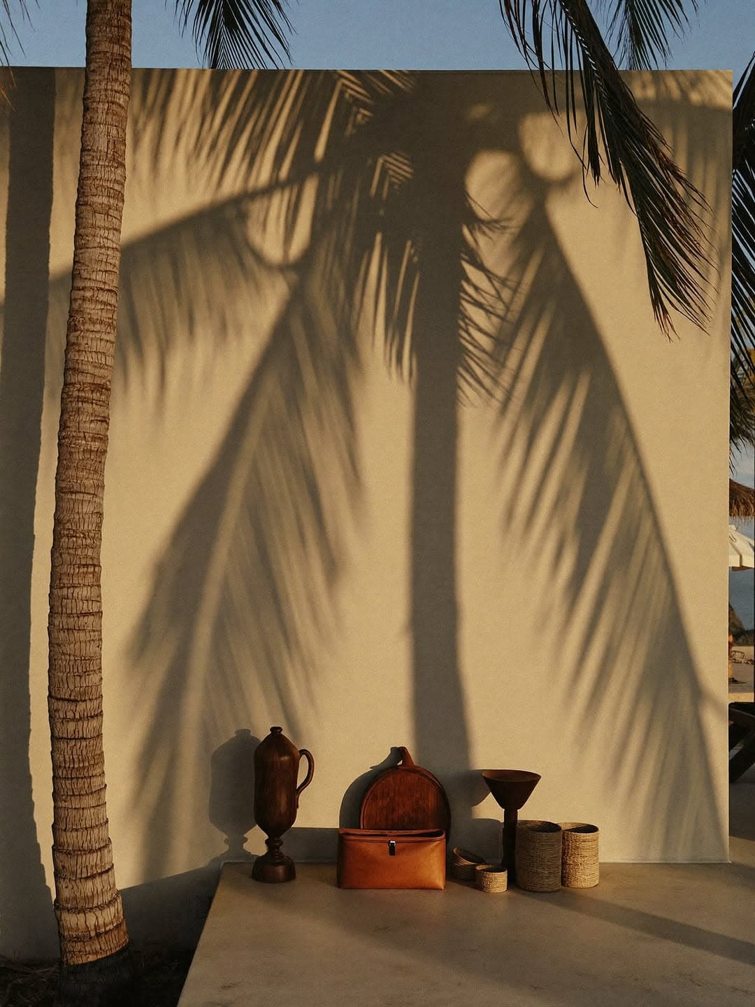 Aya Yorgi Koyu, Aura Beach